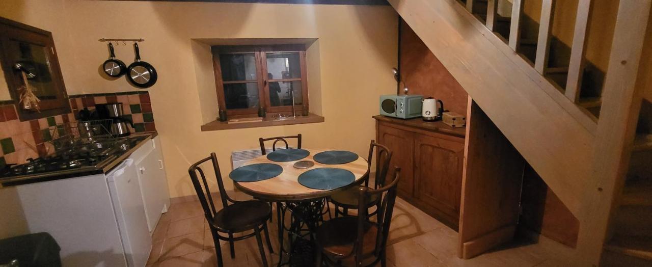 La Boriette Du Rougier Bed & Breakfast Montlaur  Eksteriør bilde